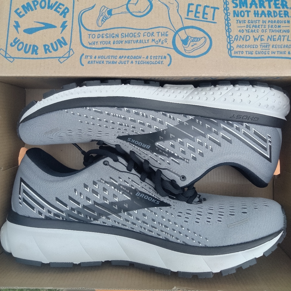 brooks ghost 13 size 10.5